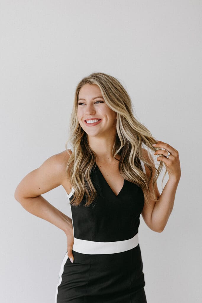 Modern lifestyle headshot with natural light, Dallas brand photography.